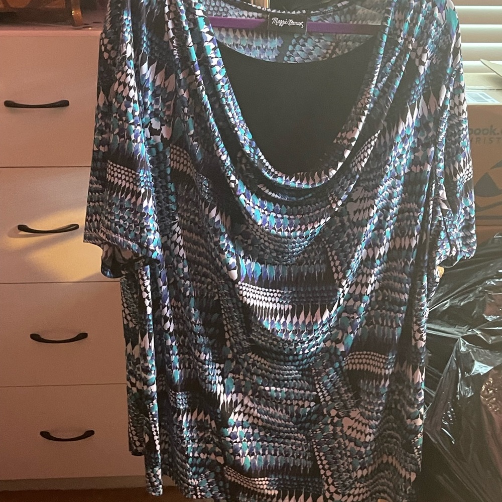 Top/blouse - Picture 3 of 3